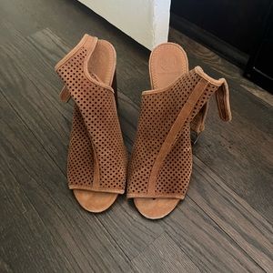Tory Burch heels